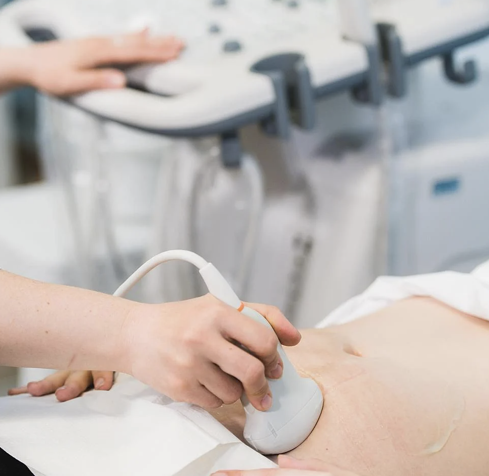 Wellbeing Mama - äitiysfysioterapia verkkokoulutus by Hyvinvointi Fabriikki